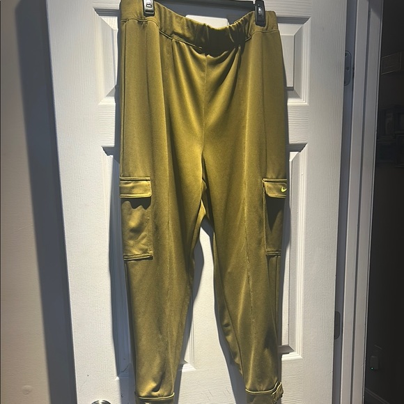 Nike Pants - Nike Olive Green Cargo Joggers
